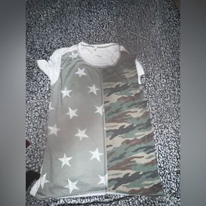 Maurice’s shirt XL